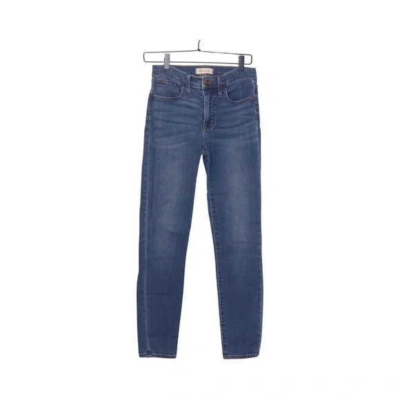 Madewell 9" Mid-Rise Skinny Jeans in Patty Wash - Picture 4 of 11